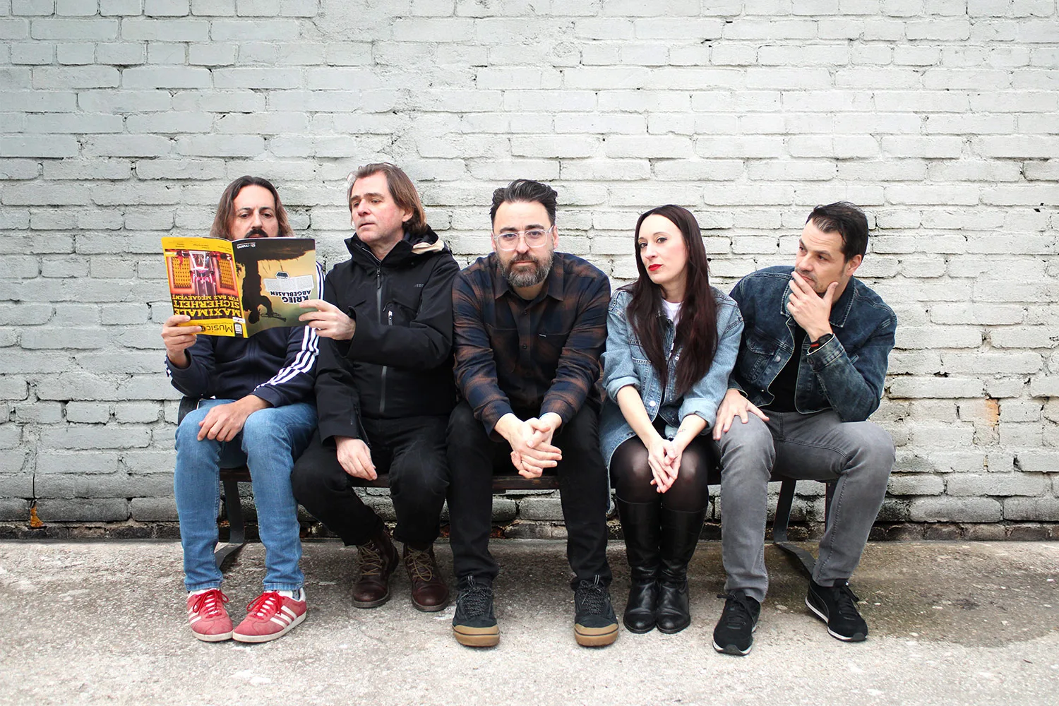 Los granadinos Tremendo Pinkman regresan con “Traspasando las paredes”, primer avance de su próximo álbum Los granadinos Tremendo Pinkman regresan con “Traspasando las paredes”, primer avance de su próximo álbum
