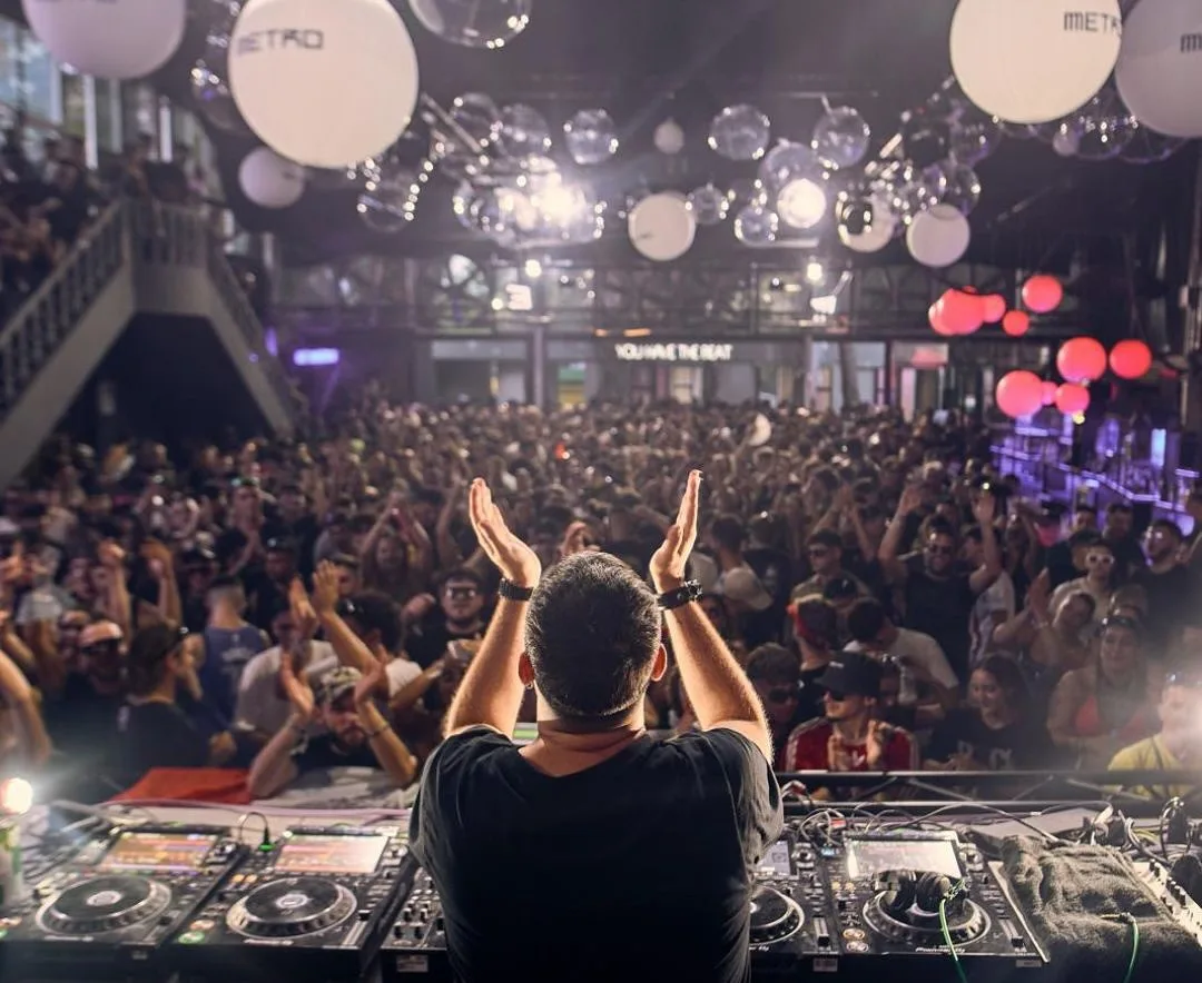 Descubre OFF SZN, La Última del Verano en Metro Dance Club Descubre OFF SZN, La Última del Verano en Metro Dance Club