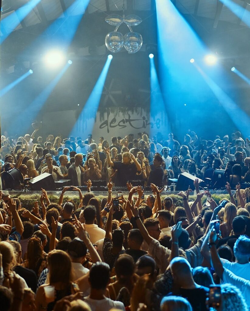Pacha ICONS se despide de Destino Five Ibiza con Solomun 8 NDD-Gearing up for the season with a massive finale %F0%9F%94%A5Solomun. Grand Closing Party. Destino Five. Th 1