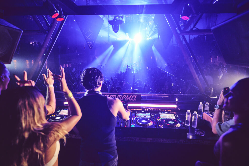 Josh Baker aterriza en Amnesia Ibiza con YOU&ME 10 NDD-PHRANK 2025 08 10 12217