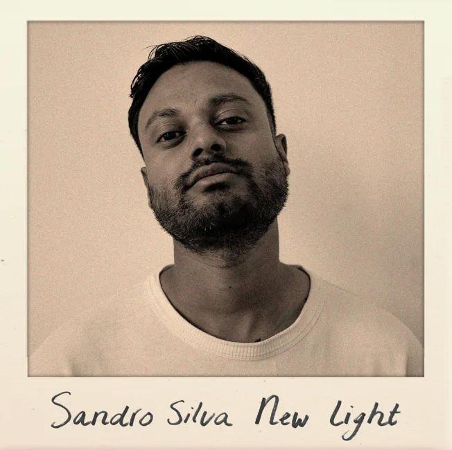 SANDRO SILVA REGRESA CON SU NUEVO EP REFLEXIVO ‘NEW LIGHT’ SANDRO SILVA REGRESA CON SU NUEVO EP REFLEXIVO ‘NEW LIGHT’