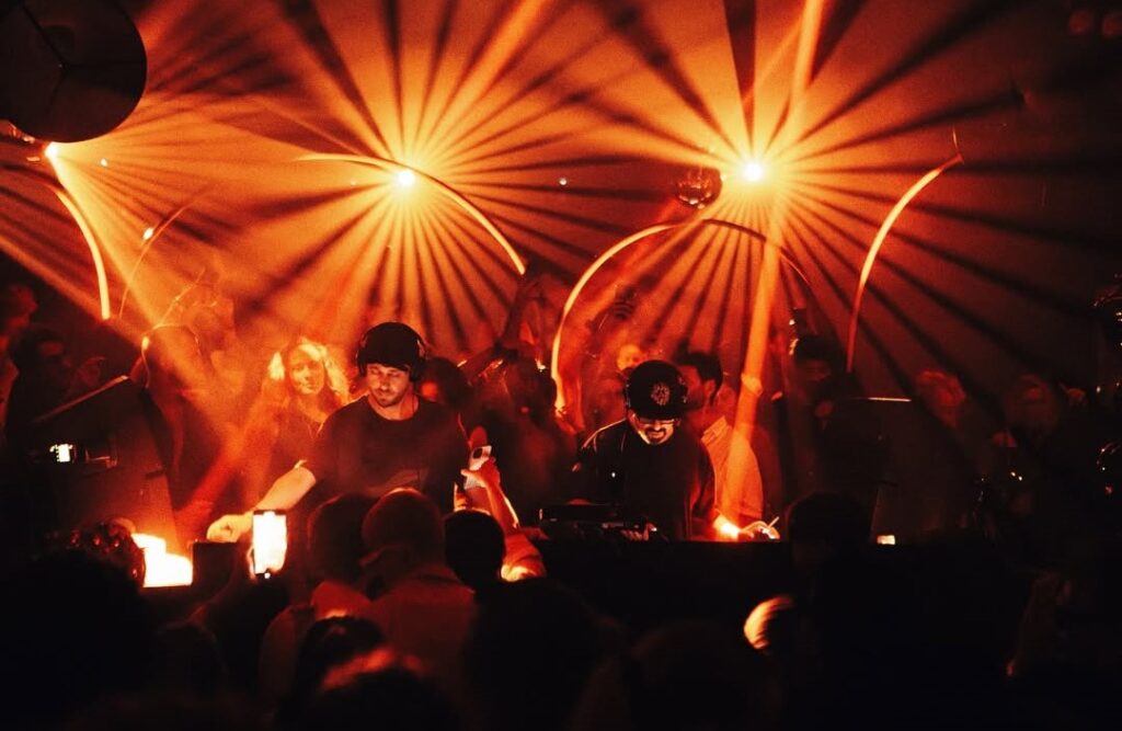 Bedouin y su concepto SAGA regresan a Chinois Ibiza 5 NDD-aadadadaa 2