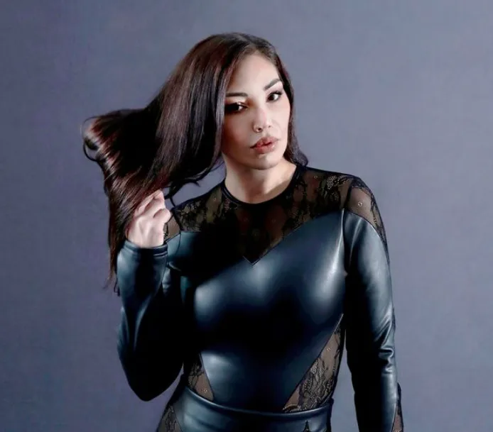 Simina Grigoriu vuelve a We Are The Brave con Drenched EP Simina Grigoriu vuelve a We Are The Brave con Drenched EP