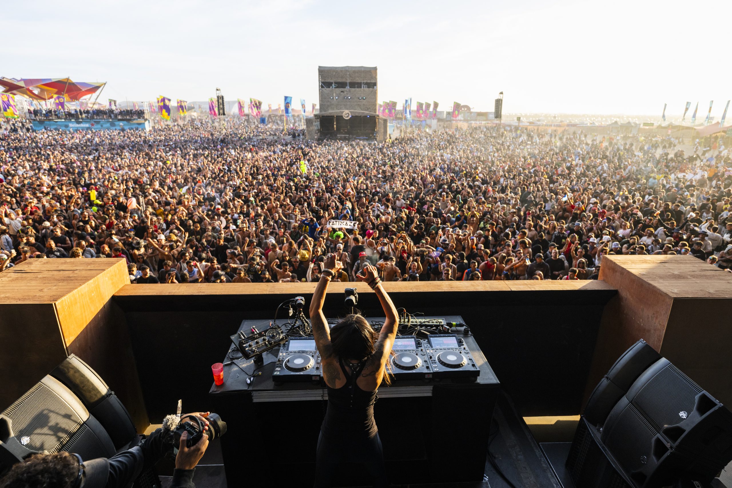 Monegros Desert Festival hará historia con un doble closing simultáneo Monegros Desert Festival hará historia con un doble closing simultáneo