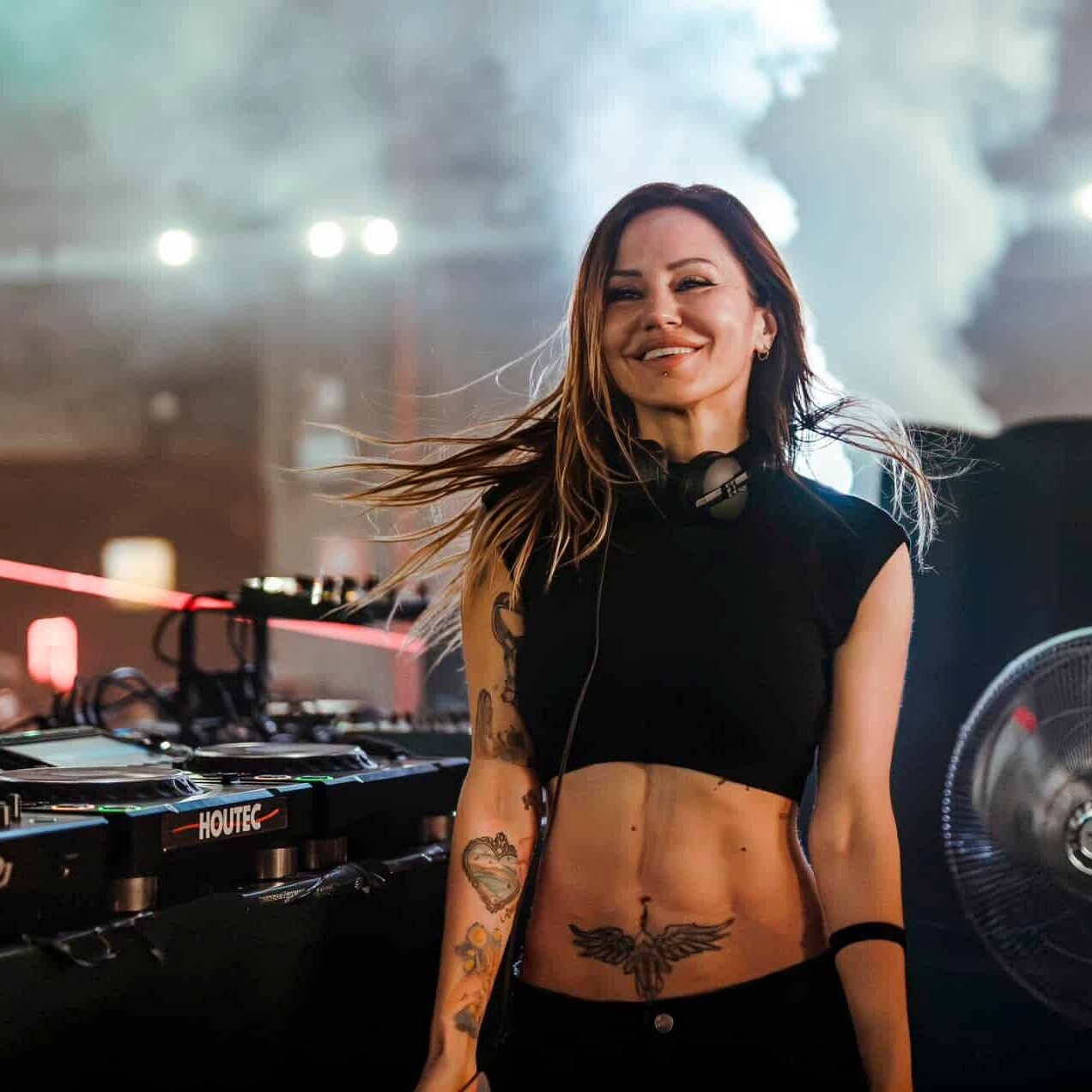 Ricardo Villalobos B3B Chris Stussy B3B Raresh en Pyramid 6 NDD-deborah de luca uai 1272x1272 1