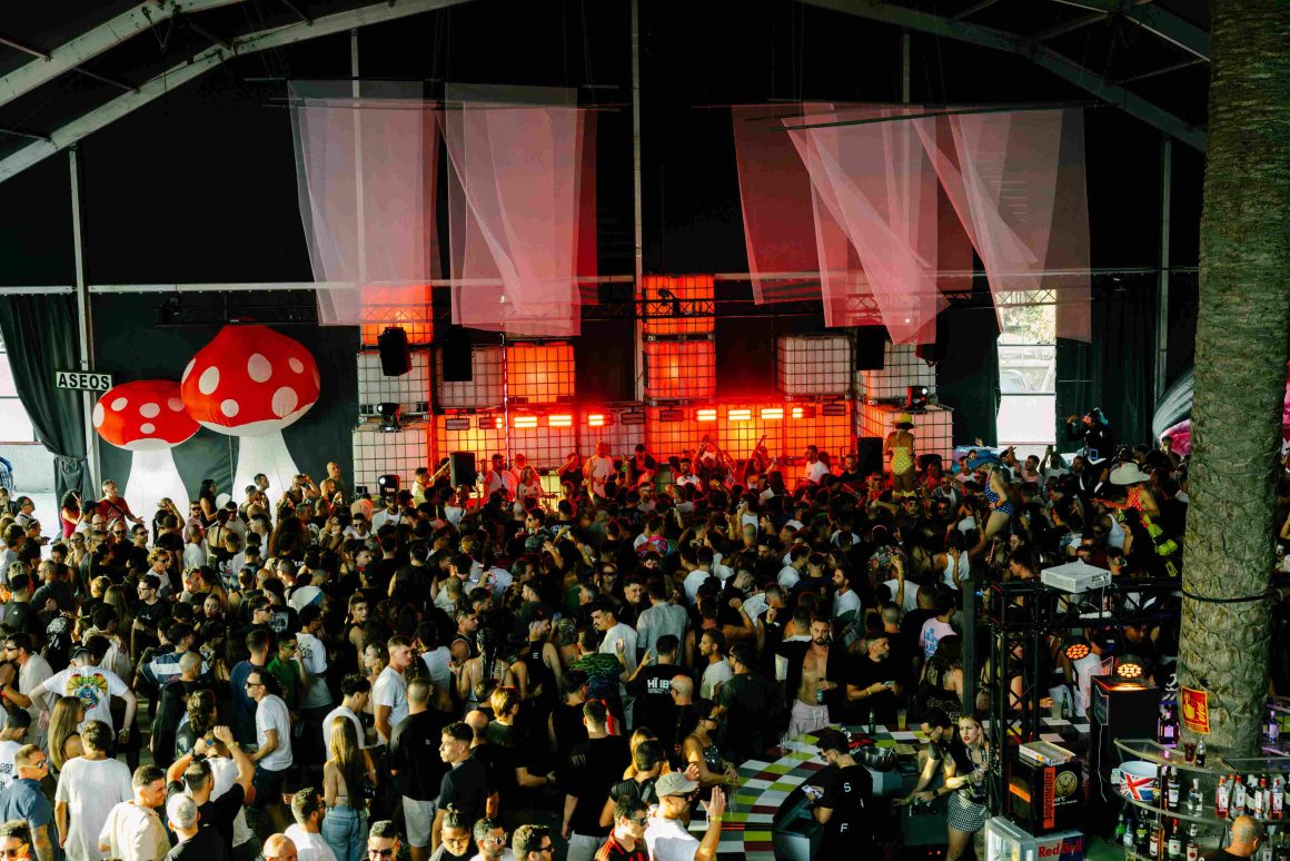 OFF SZN La Última del Verano en Metro Dance Club OFF SZN La Última del Verano en Metro Dance Club